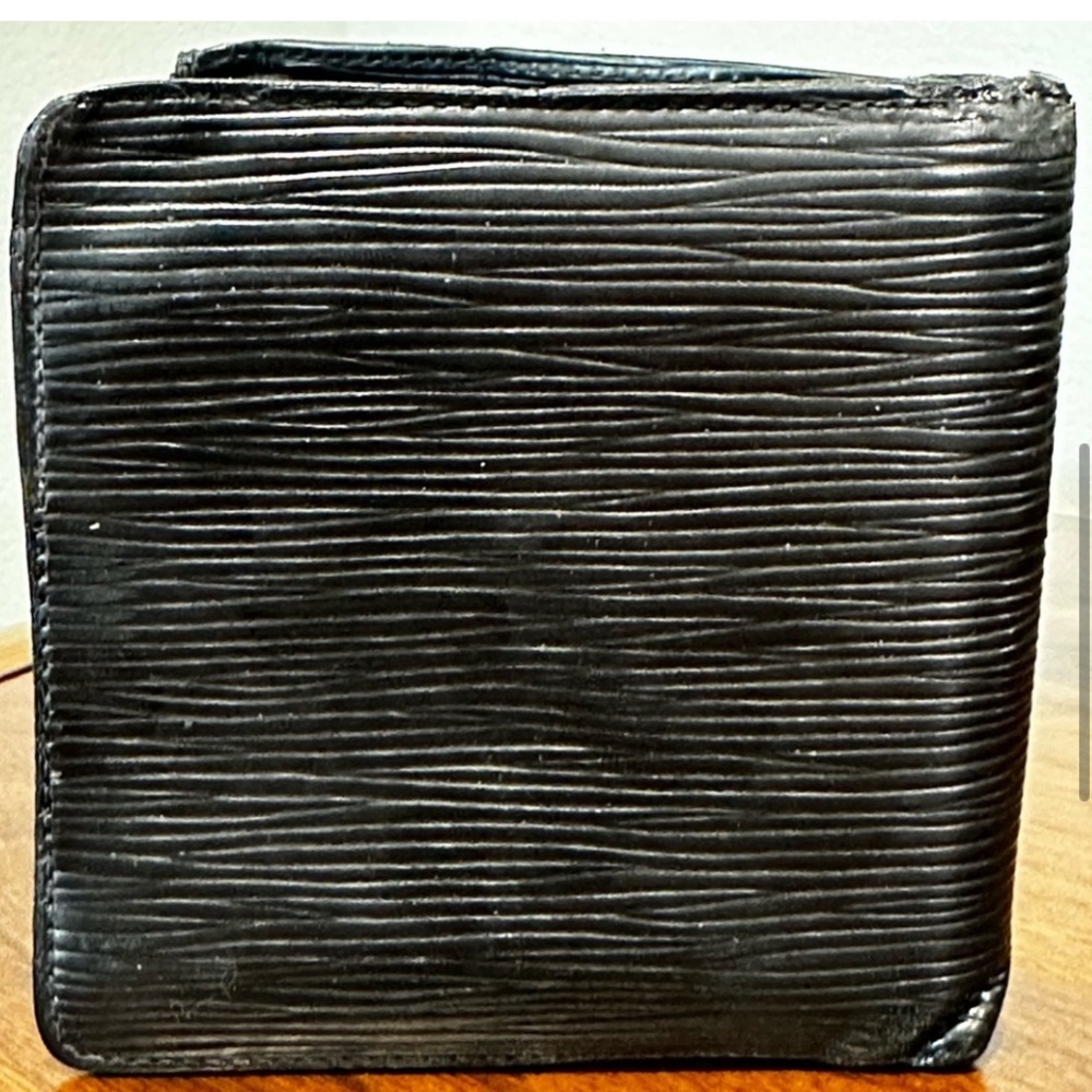 Louis Vuitton Porte Billets Cartes Credit Monnais Wallet Epi Black Bi Fold - Picture 4 of 9